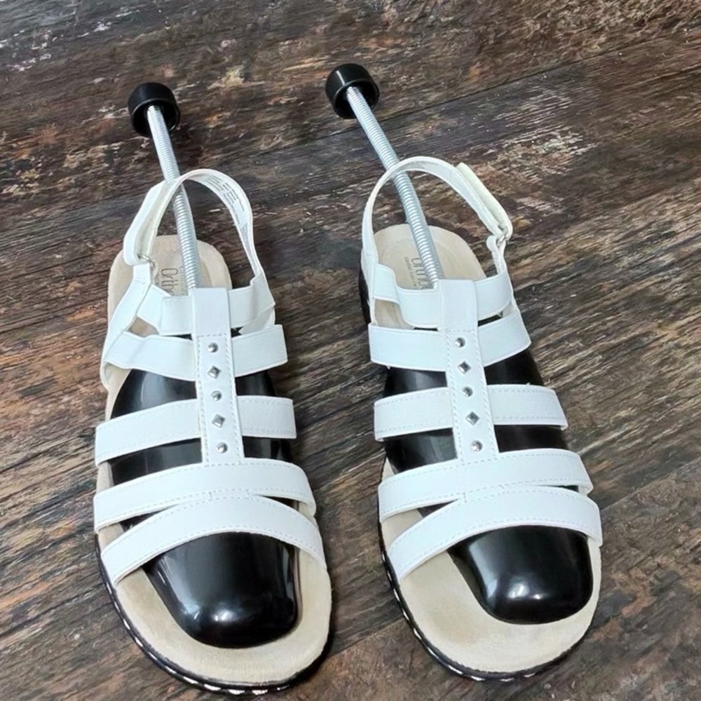 Croft & Barrow Ortholite White Strappy Sandals